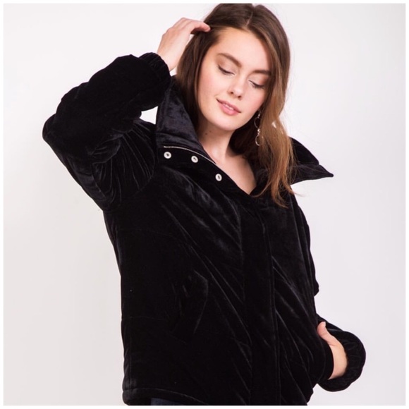 January Summer Jackets & Blazers - BLACK VELVET PUFFER JACKET